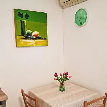 Gemuetliches Erdgeschoss-studio Fuer 2 Personen By Interhome * Crikvenica